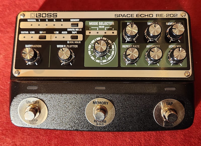 Boss RE-202 Space Echo