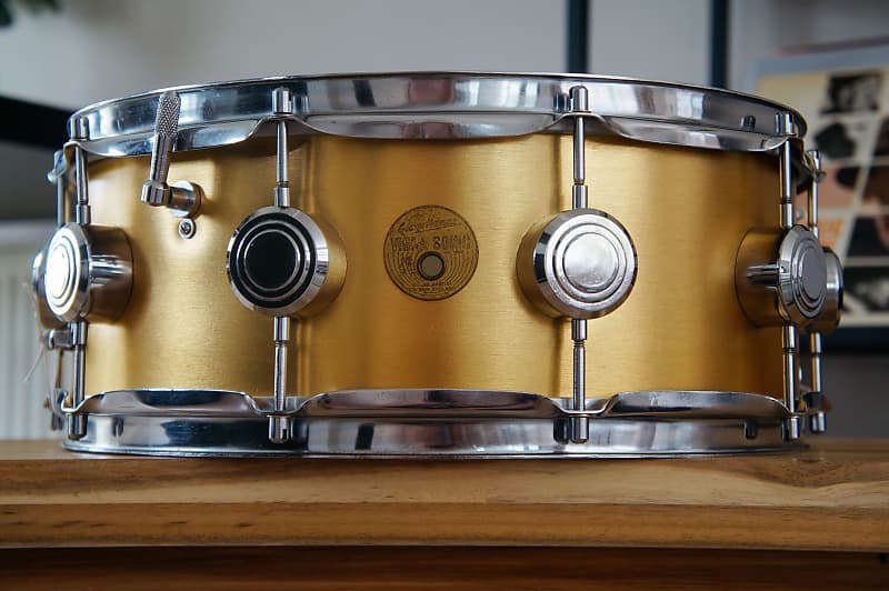Vintage 1960s George Hayman 'Vibrasonic' 14" x 5.5" Snare Drum in Gold Ingot image 1