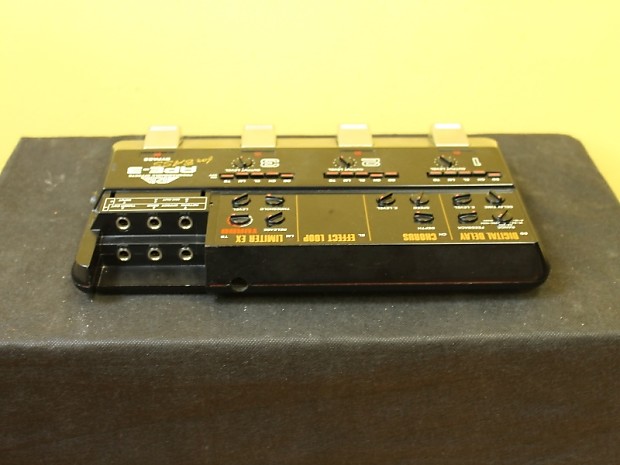 Aria Ape-3 Programmable Effects for Bass Multi-Effects Pedal