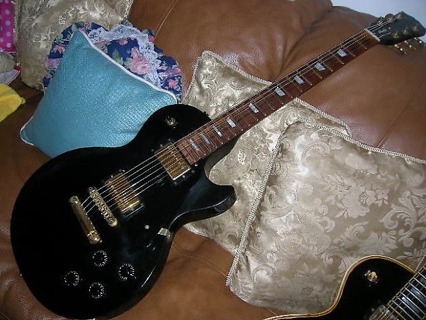 2000年製 Gibson Les Paul Studio ナッシュビル工場製 2000年製 Gibson Les Paul Studio ナッシュビル工場製