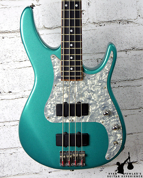 Peavey cyberbass top