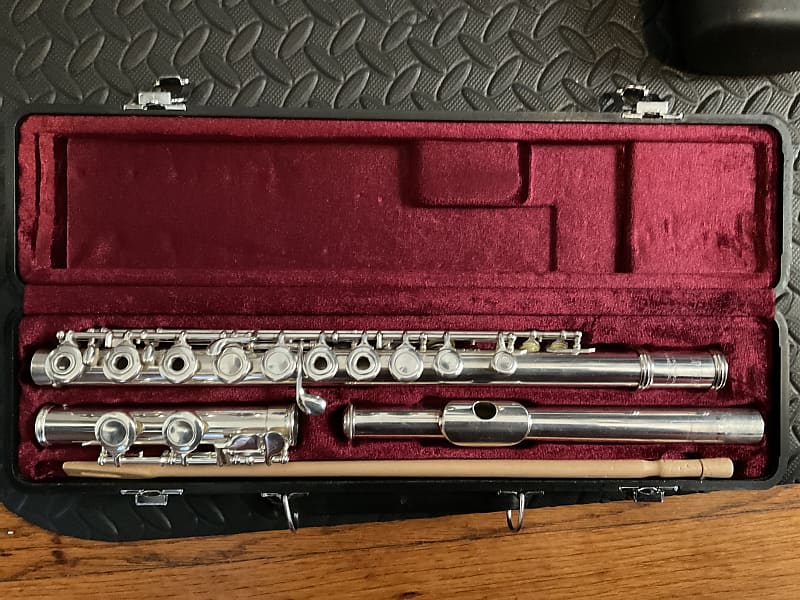 Nice Jupiter SFL511R Open Hole Flute All New Pads Reverb