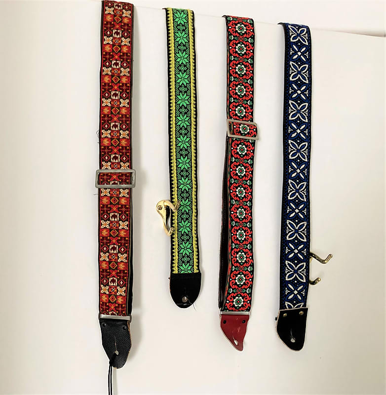 Bobby Lee Woven Hippie Guitar Strap White flowers red green