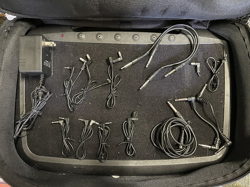 SKB 6port Pedal Board Black with Gig Bag and Cables Reverb