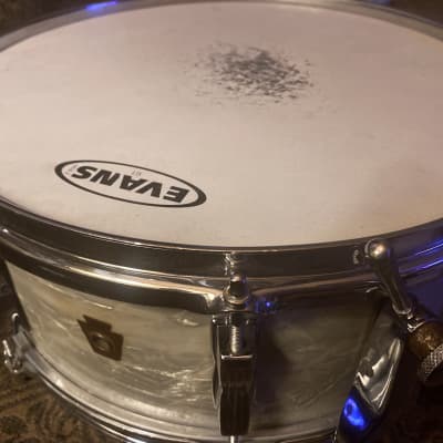Ludwig WFL No. 900 Buddy Rich Super Classic 5.5x14" 8-Lug Snare Drum with P-87 Strainer 1948 - 1959 - White Marine Pearl image 2