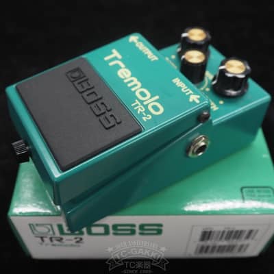 Amazon.com: Boss TR-2 Tremolo Pedal : Musical Instruments