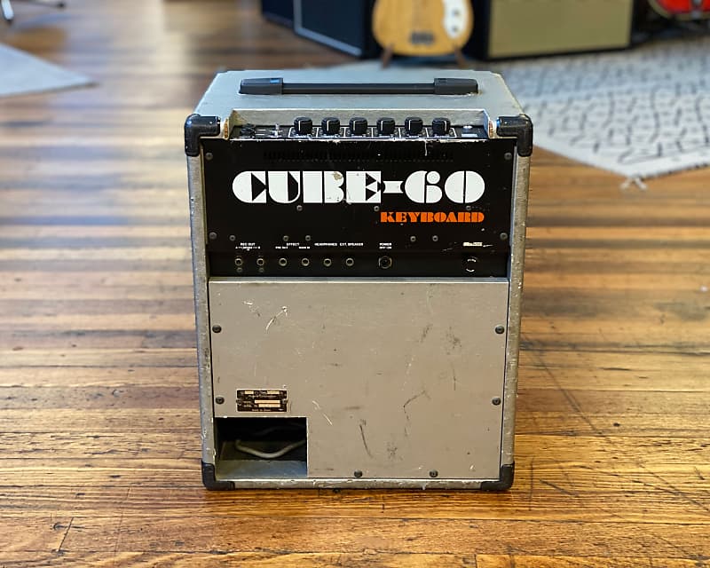 鍵盤楽器 Roland CUBE-60 keyboard s-l400.jpg