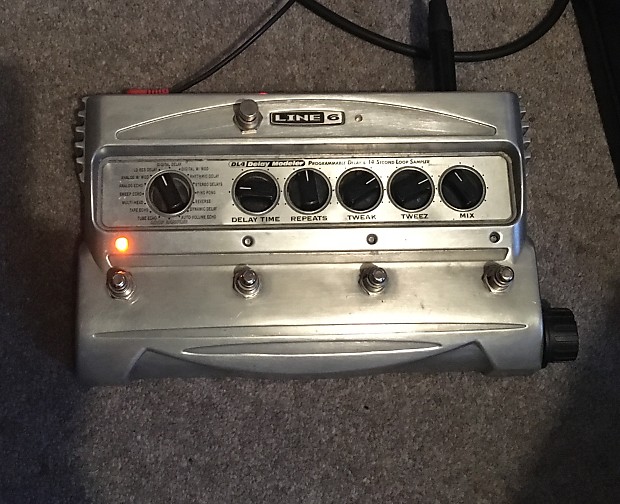 Line 6 modded DL-4 Silver image 1