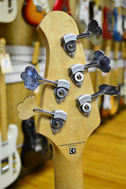 中古・美品 Lakland Skyline 55-01 (USA仕様) Used Lakland Skyline 55-01 Usa Specification Safe delivery