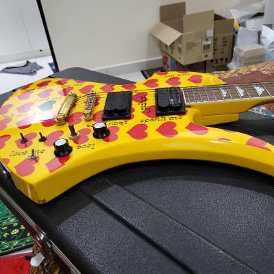 Fernandes  Burny MG-145S hy Heart Yellow (hide Signature Guitar) 2012 Yellow image 7