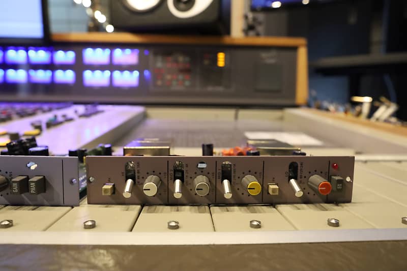 Sony Mixing Console MXP-3036 (ID #19186) (Off-Site) (21-1681 SCC