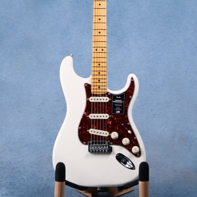 Fender American Professional II Stratocaster Olympic White Electric Guitar - US210040066 image 7