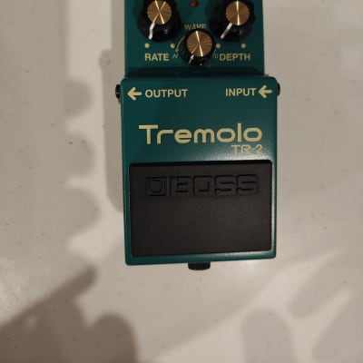 Boss TR-2 Tremolo | Reverb