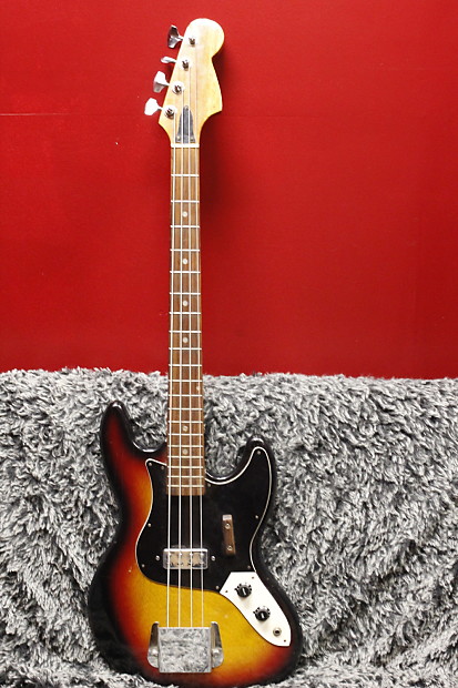 60 s vintage Japanese 4 string bass Sunburst finish