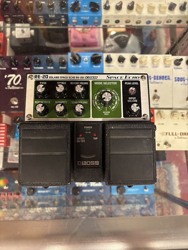 Boss RE-20 Space Echo