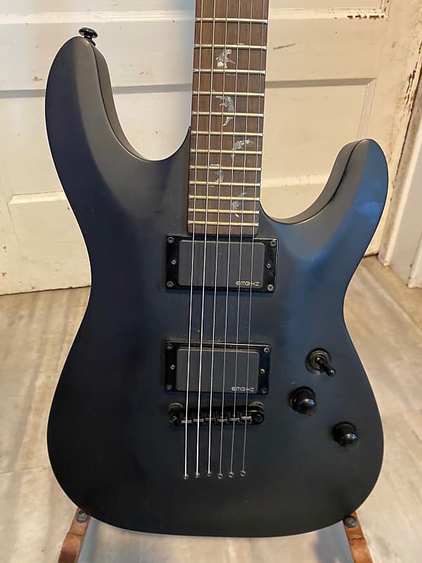 Amazon.com: Schecter Damien Platinum 6 with Floyd Rose