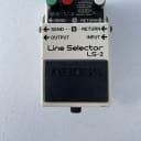 Boss Roland LS-2 Line Selector Channel Switcher Guitar Effect Pedal