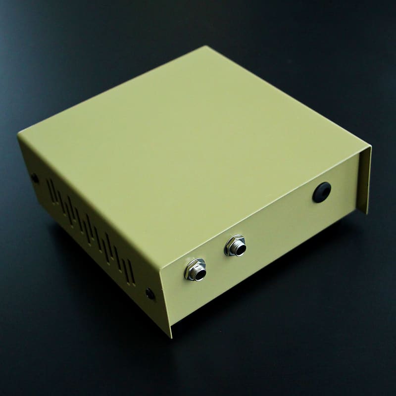 限界値下　Multy Color fuzz tower Boutique Multy Color fuzz tower based on colorsound fuzz