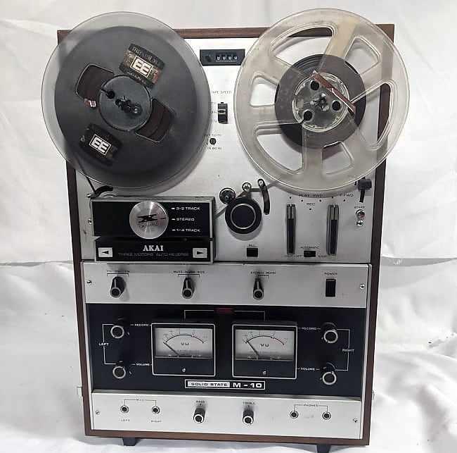 Bulk magnetic tape eraser? I recently inherited an Akai M-10 from