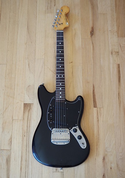 FERNANDES Mustang type SAMPLE BODY ムスタング FERNANDES Mustang type SAMPLE BODY ムスタング Fender Made in