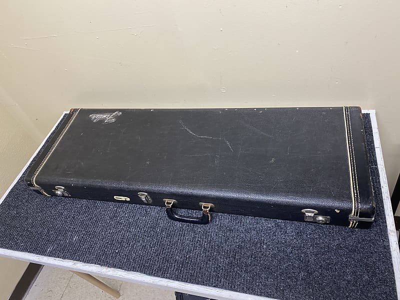 Fender 1970s Hard shell guitar case 70s | Reverb