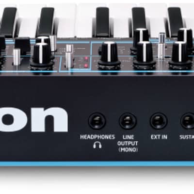 Novation Bass Station II 25-Key Synthesizer image 4