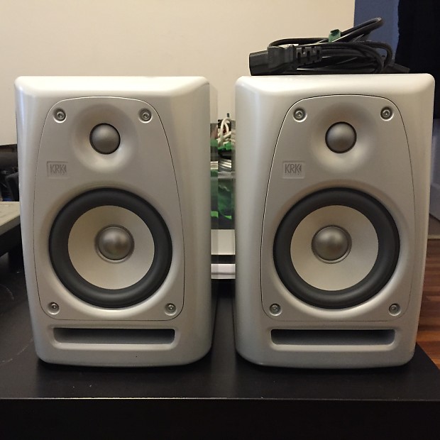 KRK Rokit 5 RP5G2 Limited Edition White