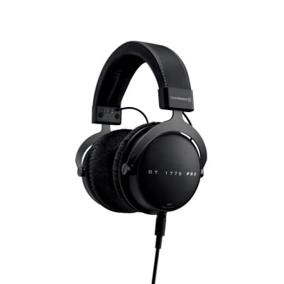 Beyerdynamic DT 1770 Pro 250 Ohm Studio Headphones Bundle with Mackie Headphone Amplifier image 8