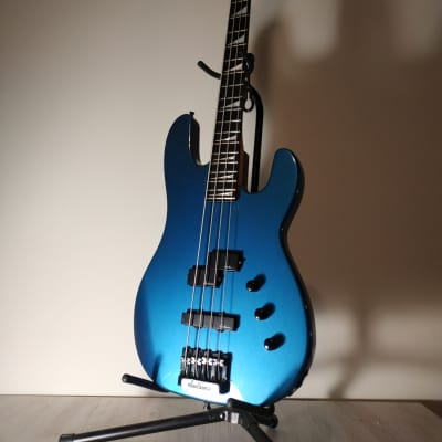 Charvel Model 2b bass MIJ 1986 - Electric blue image 4