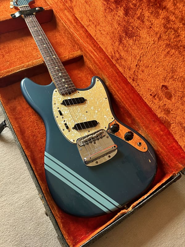 Fender on sale mustang nirvana