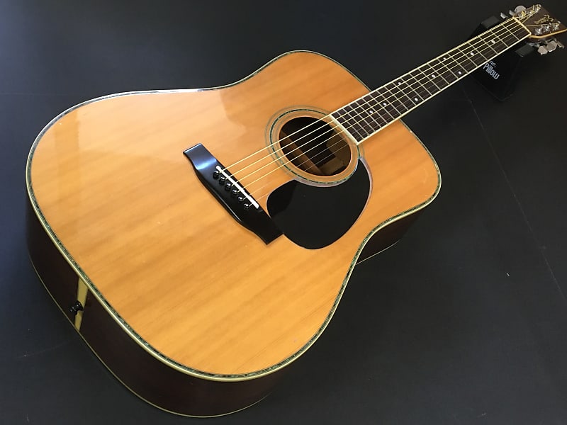 Morris W-35 Dreadnought Acoustic Guitar Made in Japan in 80s