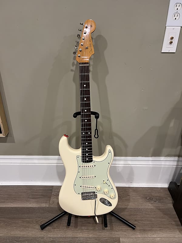 Fender Stratocaster - Olympic White | Reverb