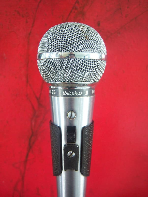 Vintage 1970's Shure 588SB dynamic cardioid microphone w 