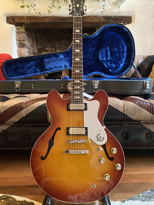 Used Epiphone Elitist 1966 analogical Riviera