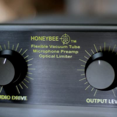 HONEYBEE VACUUM TUBE MIC PREAMP and OPTICAL LIMITER image 10
