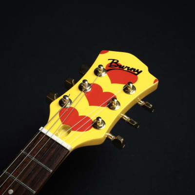 ギター Burny YH-JR/HY Jr. hide Mini Guitar Electric Guitar Burny YH-JR Mini Yellow Heart with Soft Case