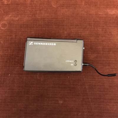 Sennheiser Digital 1000 Wireless Instrument System w/ Case Used image 6