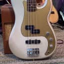 Fender Precision Bass Special Active Electronics 2010 Pearl White