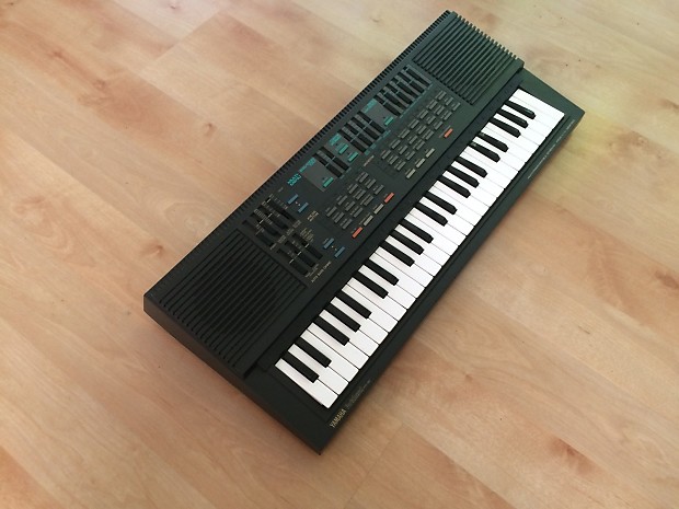 Yamaha Portasound PSS-560 Synthesizer | Reverb