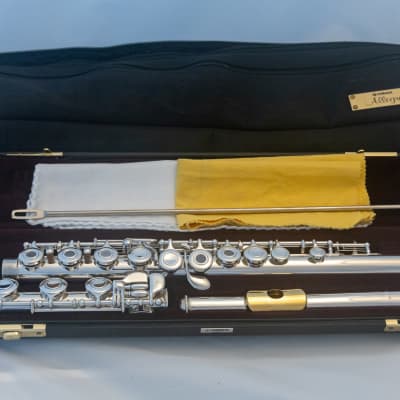 Yamaha YFL-511 Professional Flute *All Silver *Made in Japan