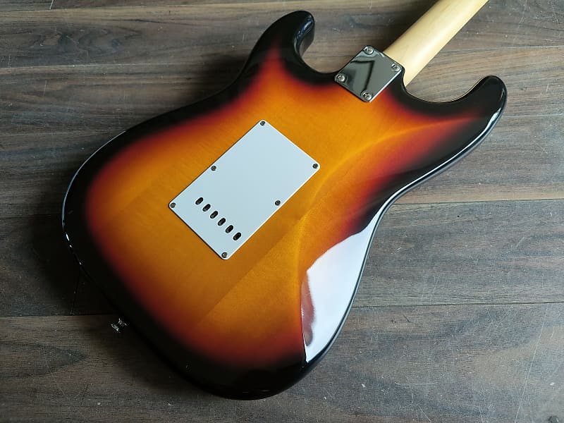 2017 FGN Japan (Fujigen) JST-6R J-Classic Stratocaster | Reverb