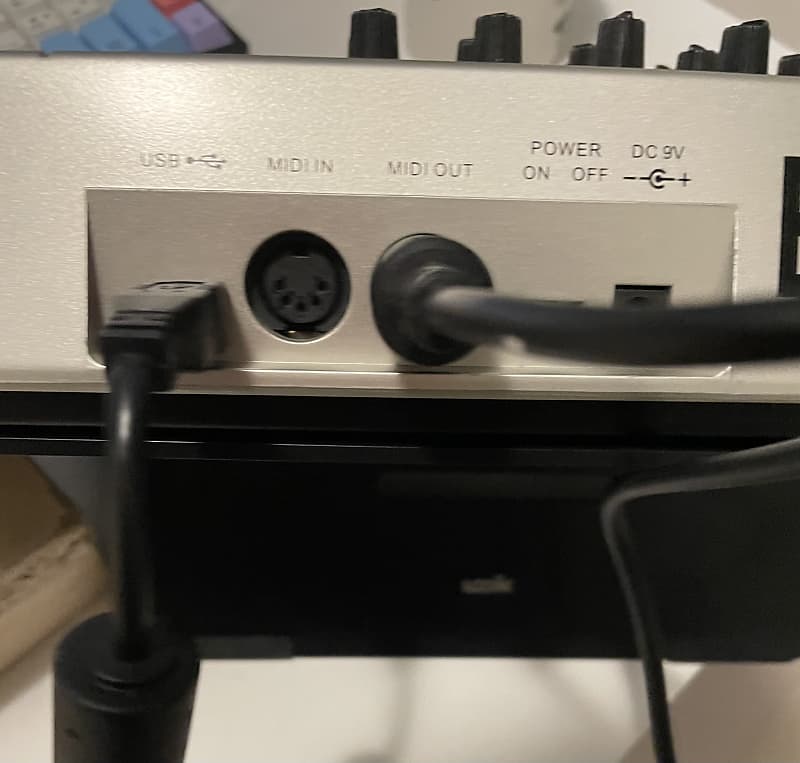 M-Audio Evolution U-Control UC-33e | Reverb