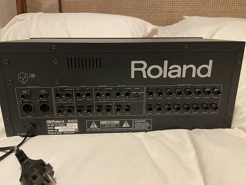 Roland M-160Ⅱ 16ch ラックマウントラインミキサー Roland LINE MIXER M-160 ラックマウントミキサー 16ch 稼働確認