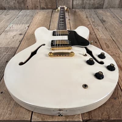 Gibson ES-335 1968 - Factory Alpine White with Gold Hardware One of a Kind image 8