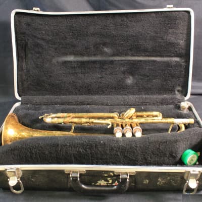 Conn Director 20B Trumpet, USA, with case and mouthpiece image 7