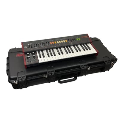 Used Behringer VOCODER VC340 49-Key Synthesizer