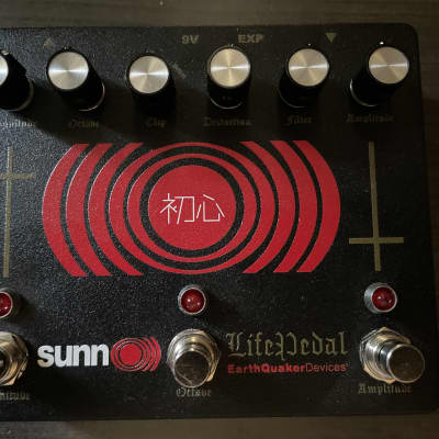 EarthQuaker Devices sunn O))) Life Pedal Octave Distortion + Booster V3