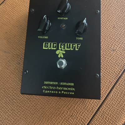 ELECTRO-HARMONIX BIG MUFF Russian 黒マフ Electro Harmonix Big Muff Pi Made in Russia Battery Operated