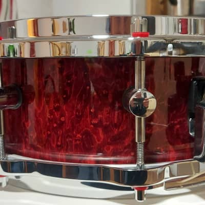Sonor Delite  Snare Drum 14"x5"- Red  Birdseye Cherry image 2