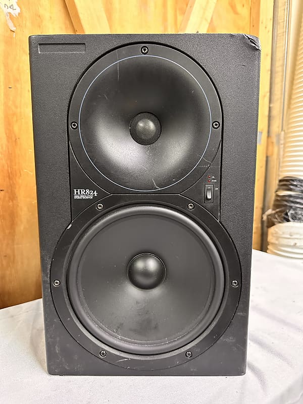 Mackie HR824 Mk1 Vintage - Made in USA Studio Monitor - Single